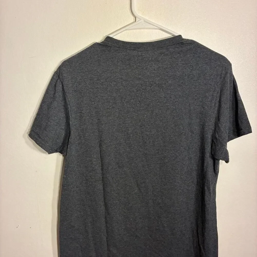Disney Men's Grey and Black T-shirt